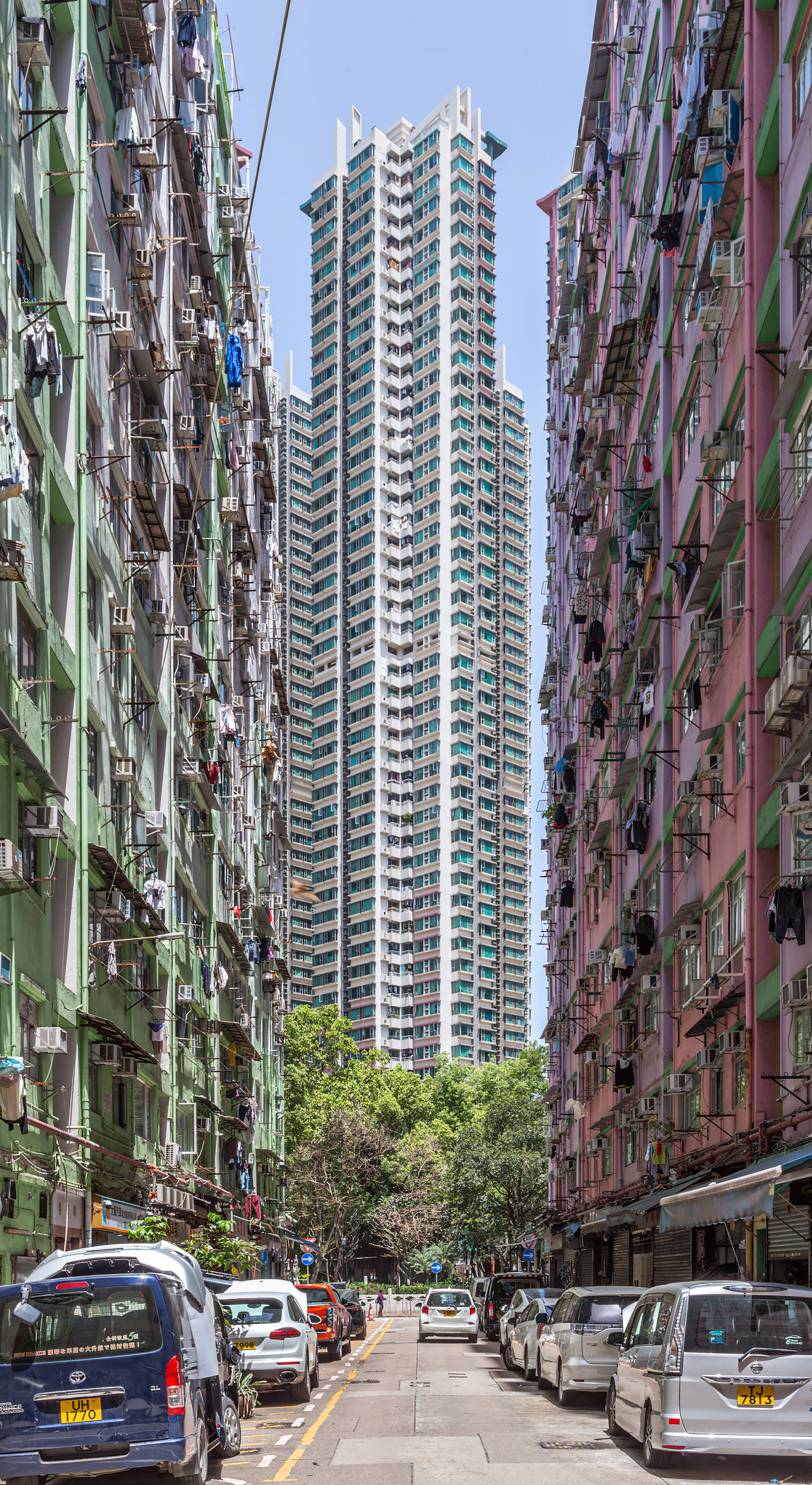 Metro Harbourview Tower 7, Hong Kong - View from the south. © Mathias Beinling